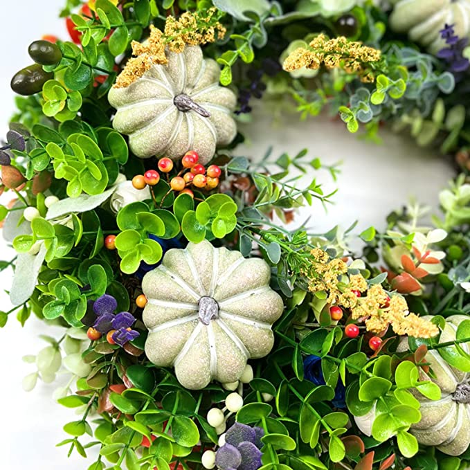 Ranunculus Velvet White Pumpkin Wreath