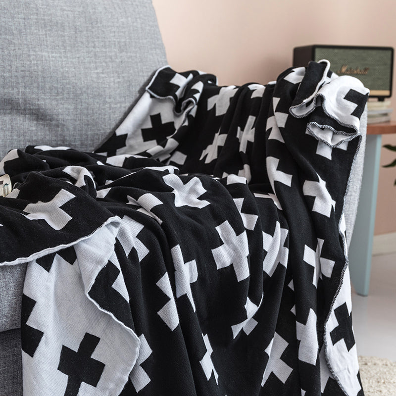 Lightweight Black And White Swiss Cross Pattern 100% Cotton Knit Throw Blanket