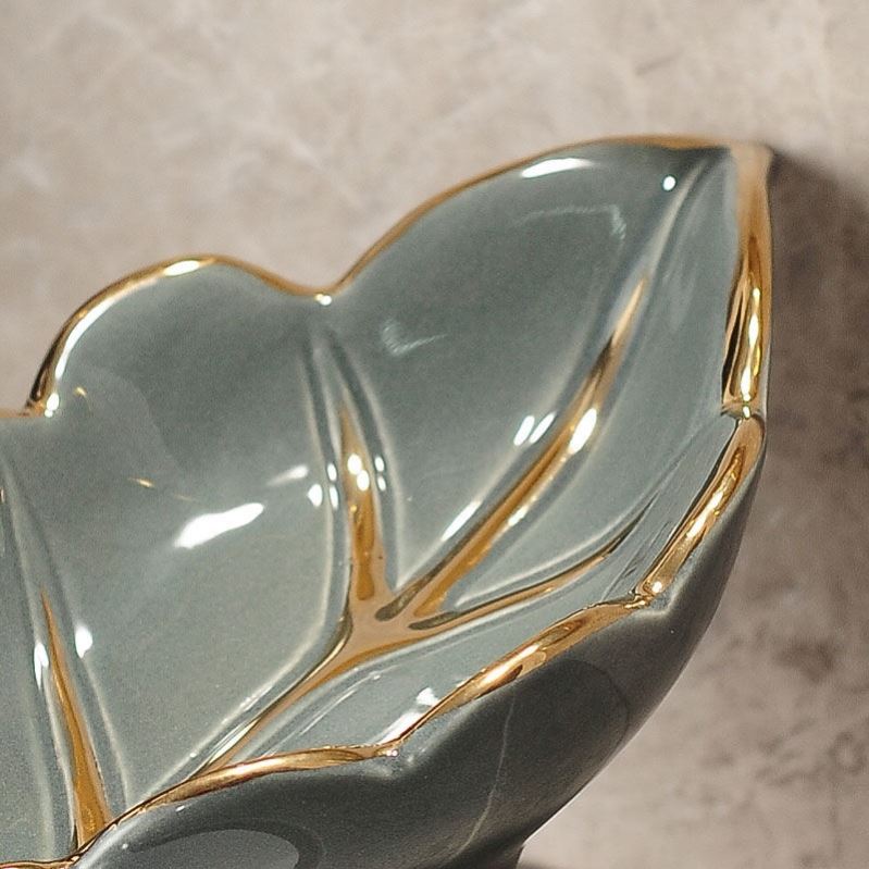 Minimalist Leaf Shaped Soap Dish